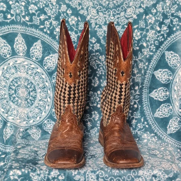 Macie Bean Brown and Black Checkered Cowgirl Boots - Picture 4 of 9